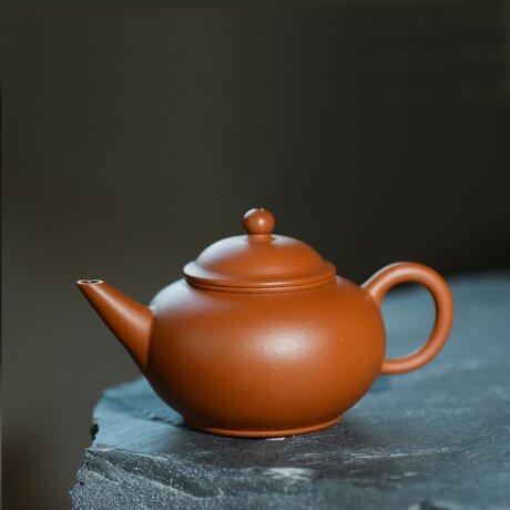 Water Level Teapot