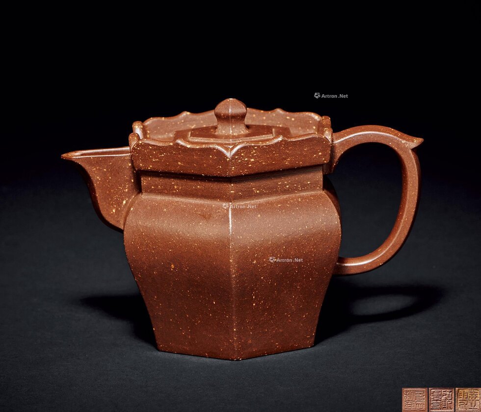 Monk’s Cap Shaped Teapot