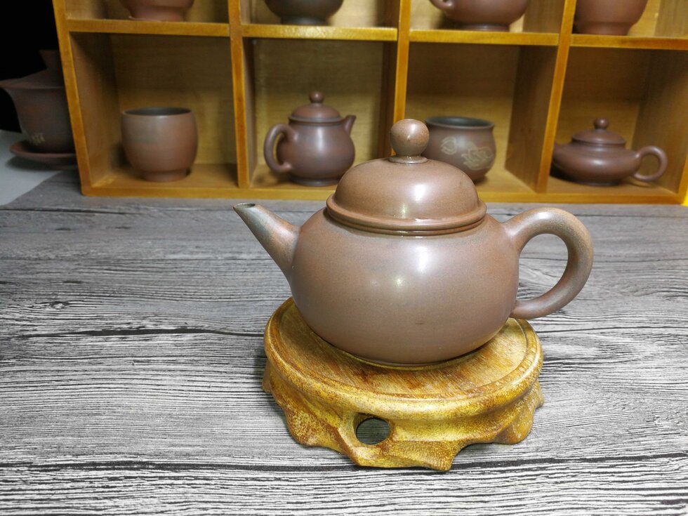 Water Level Teapot